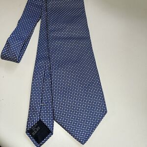 BURBERRY London 100% Silk Neck Tie Blue Mini Print 3.75" × 60"